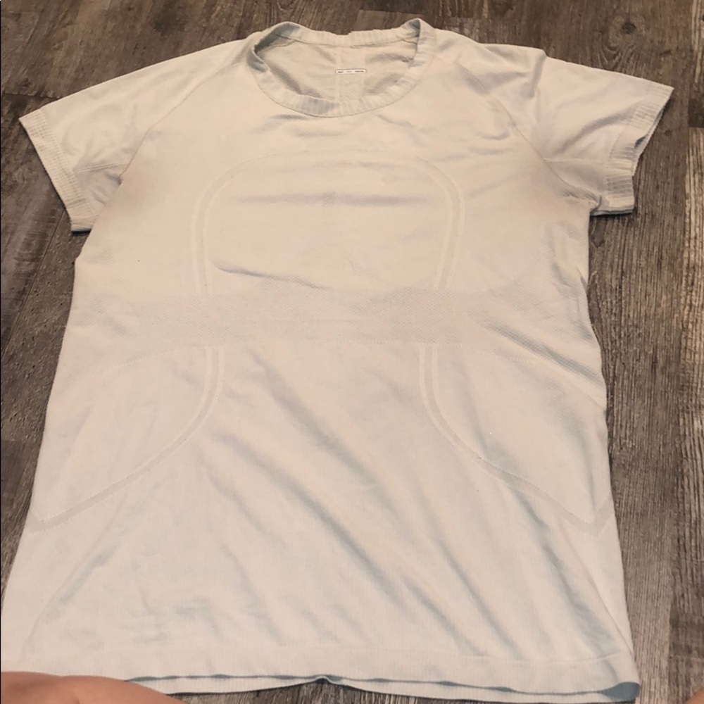 FREE MENS LULULEMON TOP